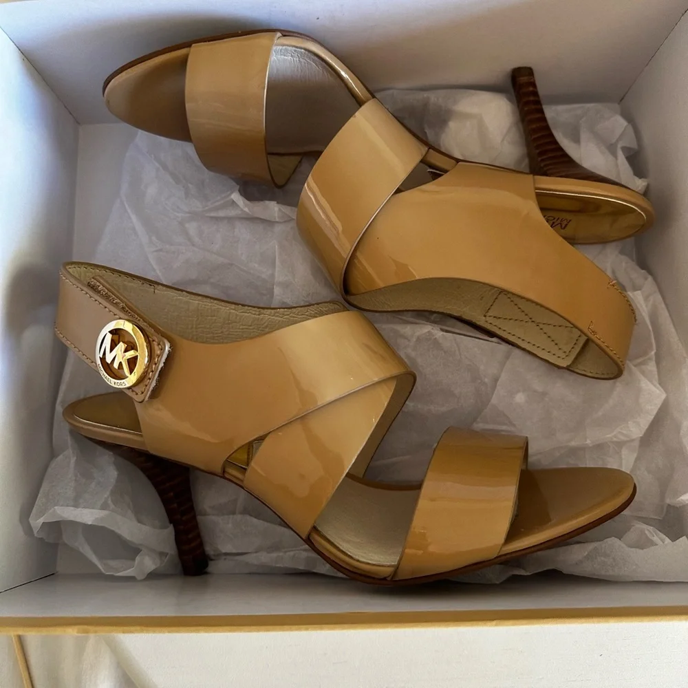 MICHAEL KORS JOSSELLE OPEN TOE WOMANS CAMEL LEATHER SHOE SZ 7M - Picture 4 of 13